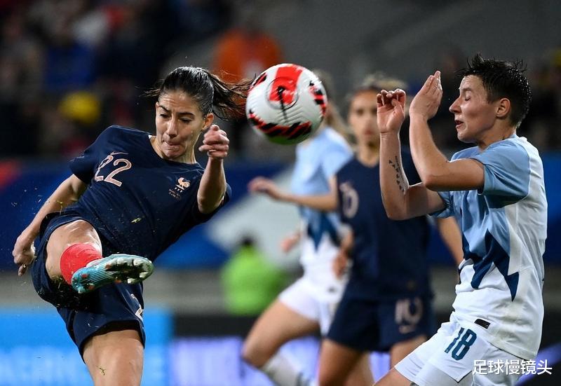 皮亚尼奇|1-0！世预赛8连胜，法国闯入世界杯，球员落泪，中国女足难匹敌