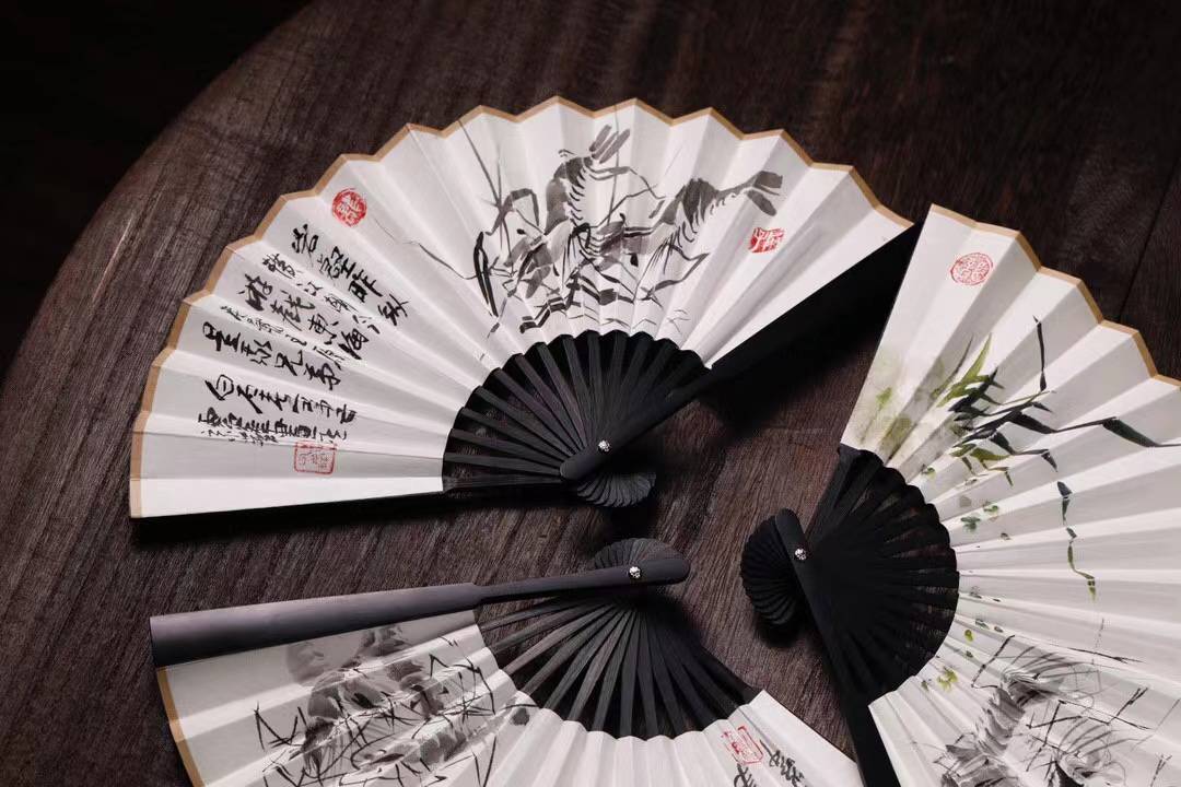 文玩|文玩折扇不露怯 专属学名要说对