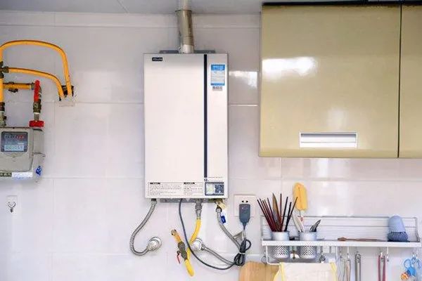 热水器|热水器|热水器显示e4代码什么意思?热水器显示e4怎么办