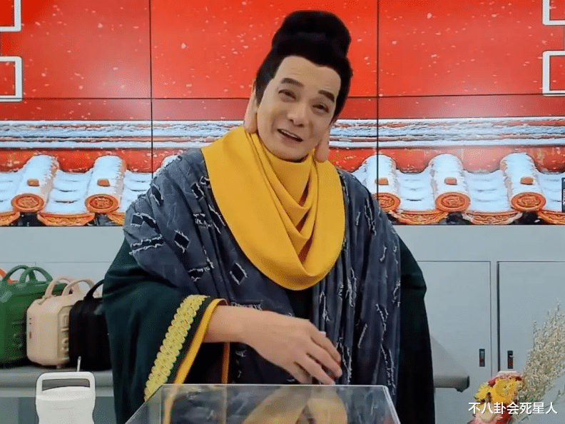 吴彤|娱乐圈明星,正在靠“贩卖情怀”赚得盆满钵满