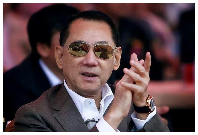 白冰|京城四美白冰:献媚成龙获英皇力捧,遭蓝盈莹背刺郑元畅抢男友