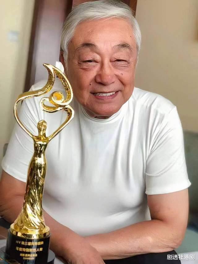 曾江|突传死讯！老戏骨曾江暴毙在香港某酒店终年87岁，死因仍待调查