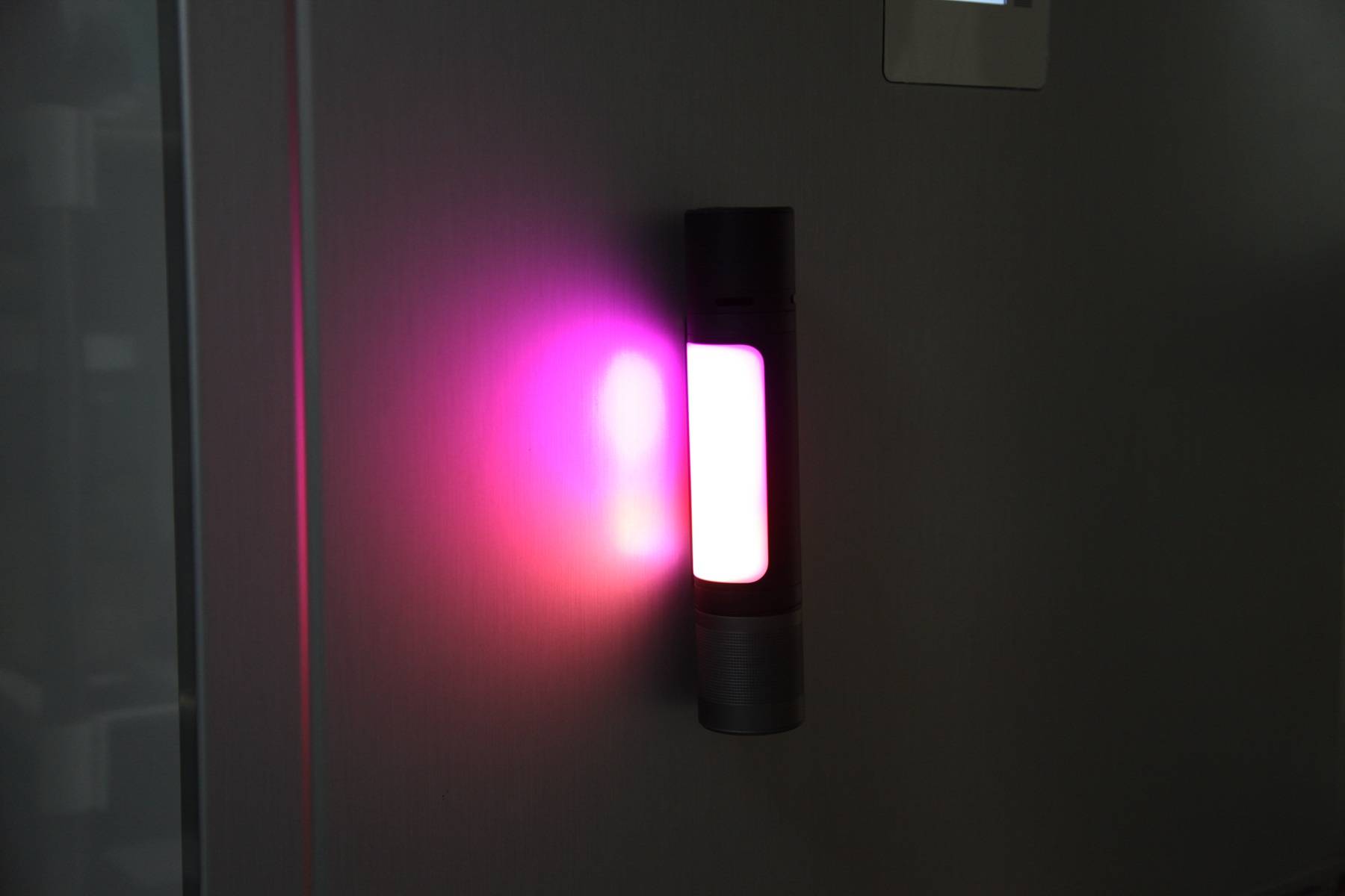 音箱|全能随身手电筒天花板,纳拓十二合一手电筒测评