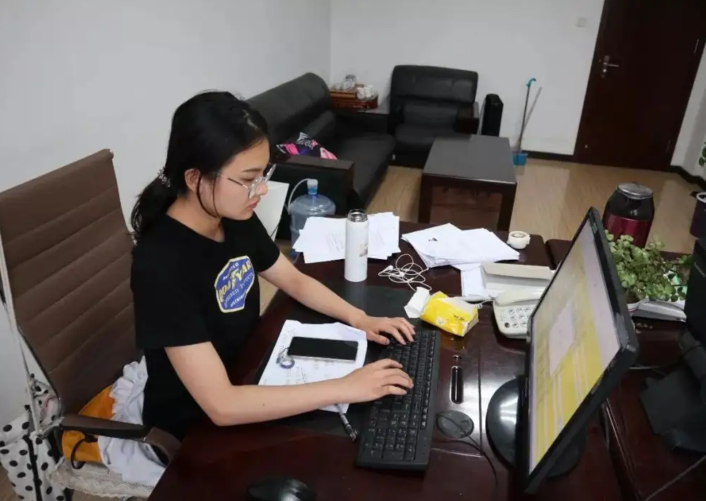 医生|铁饭碗“满意度”排名大洗牌，榜首年薪十分可观，医生意外垫底