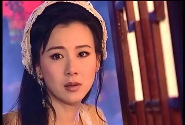 孙菲菲|盘点有那些曾经“惊为天人”却非折腾成观众都“没眼看”的女明星