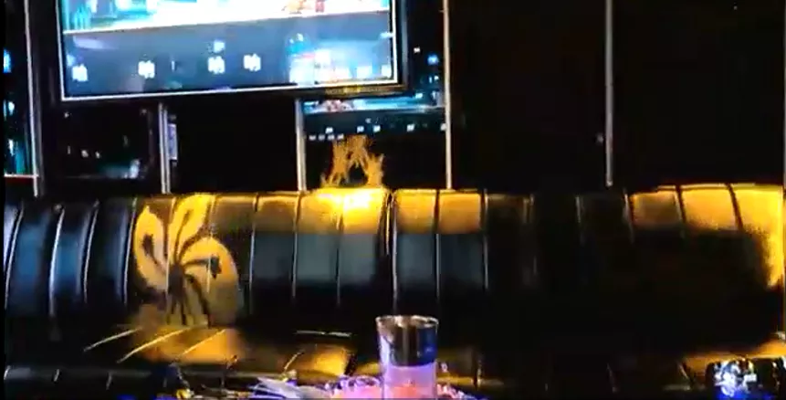 女主播|某91级女主播与户外一哥线下互动!遭老公粉爆炸警告后离场,小王哥当场暴怒开喷