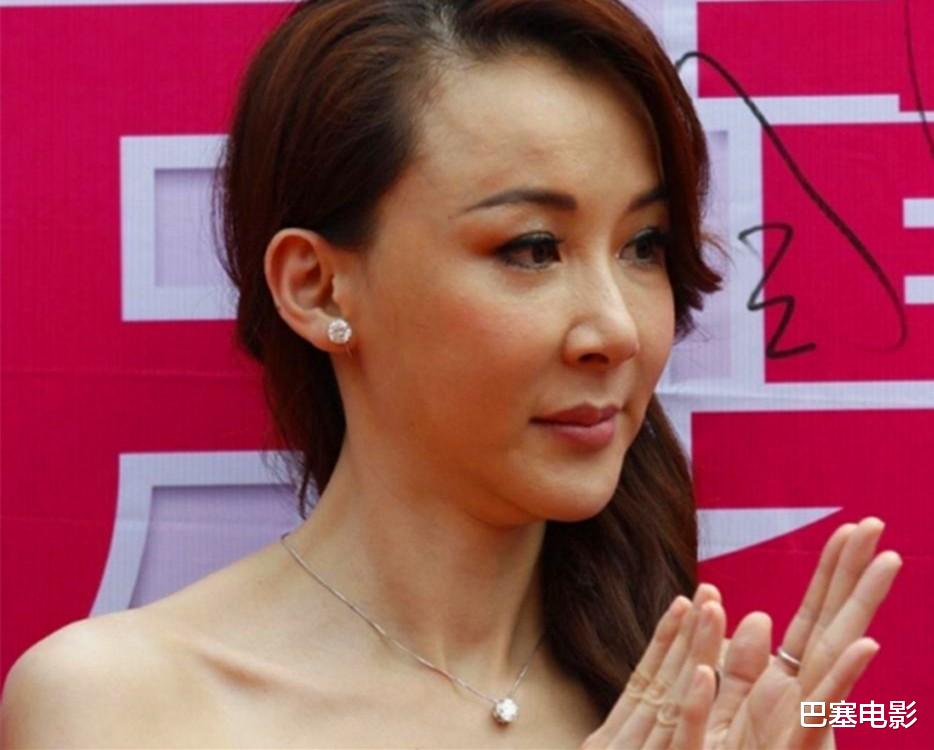 萧蔷|判若两人张敏，遮住脸还是女神萧蔷，不服老的美人一个比一个脸垮