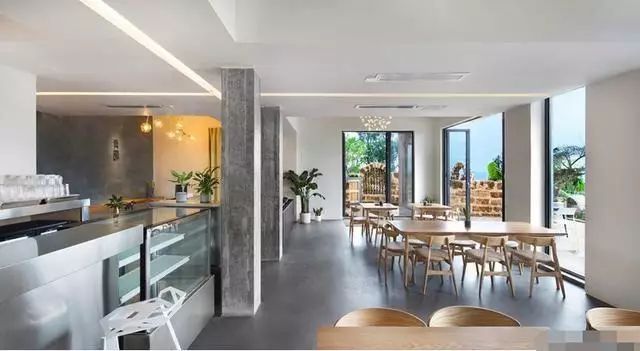 家庭装修别再贴瓷砖了，自从我家做了自流平，邻居都快挤爆我家门槛了！