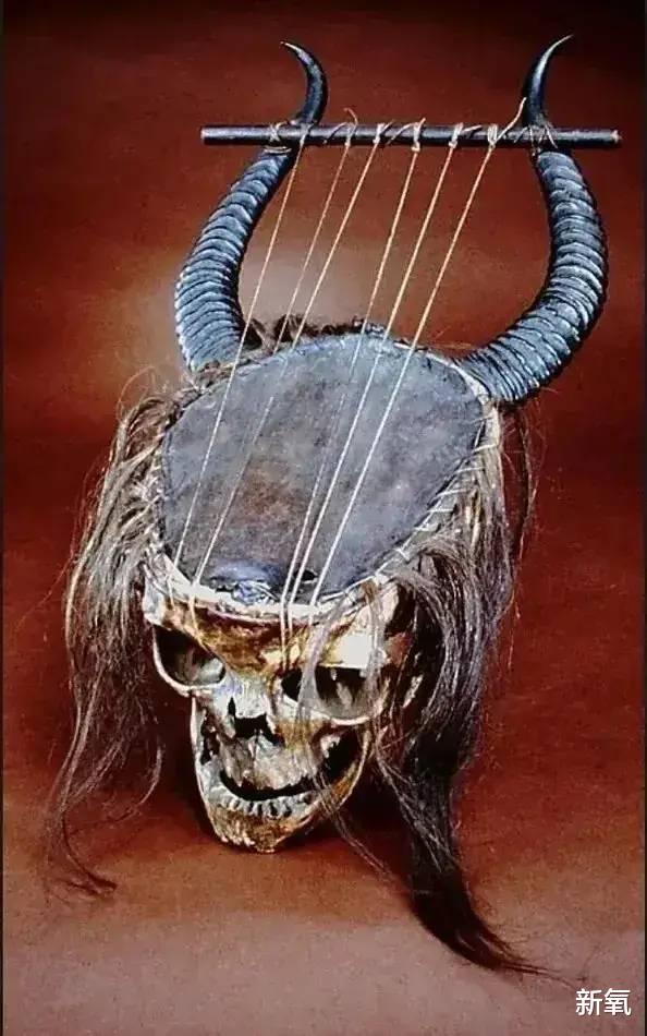 琵琶|裹得严严实实也能拥有无上性张力,这就是声乐美人的魅力?