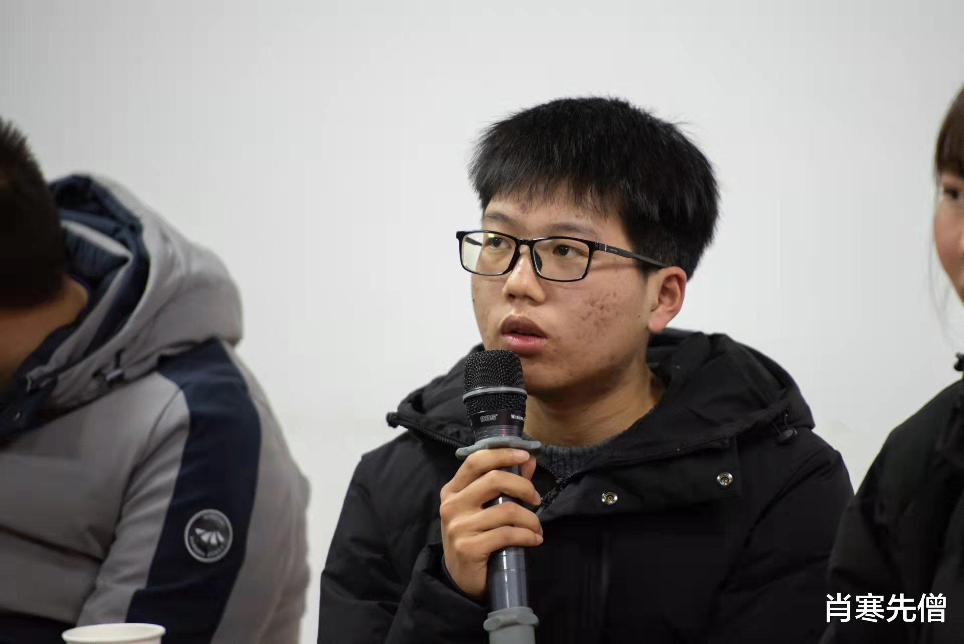 女孩|我儿子，上大学自己赚学费，毕业后自己找工作，娶媳妇却要一百万