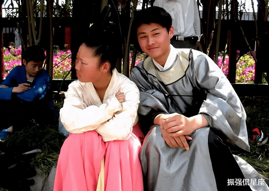 沈凯|横店20万群演现状:美女泛滥,懒汉光棍遍地,他们将何去何从