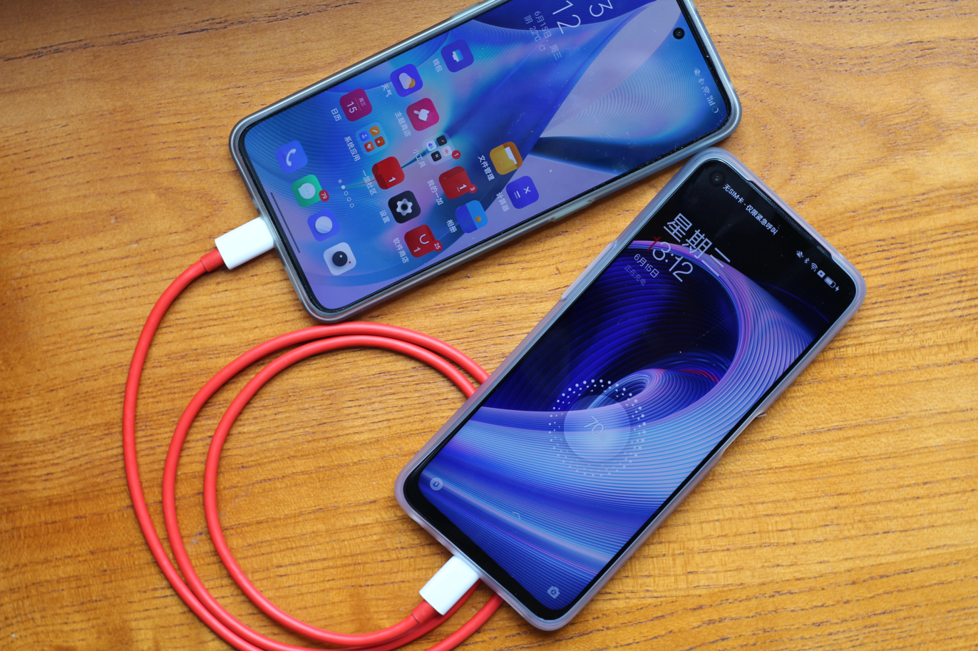 液晶显示器|我的屏幕不会闪:永不言败的LCD!市售LCD屏幕手机集合(性能篇)