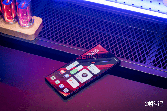 手柄|红魔8Pro+首批用户反馈出炉，好评率高达97%，差评理所应当！