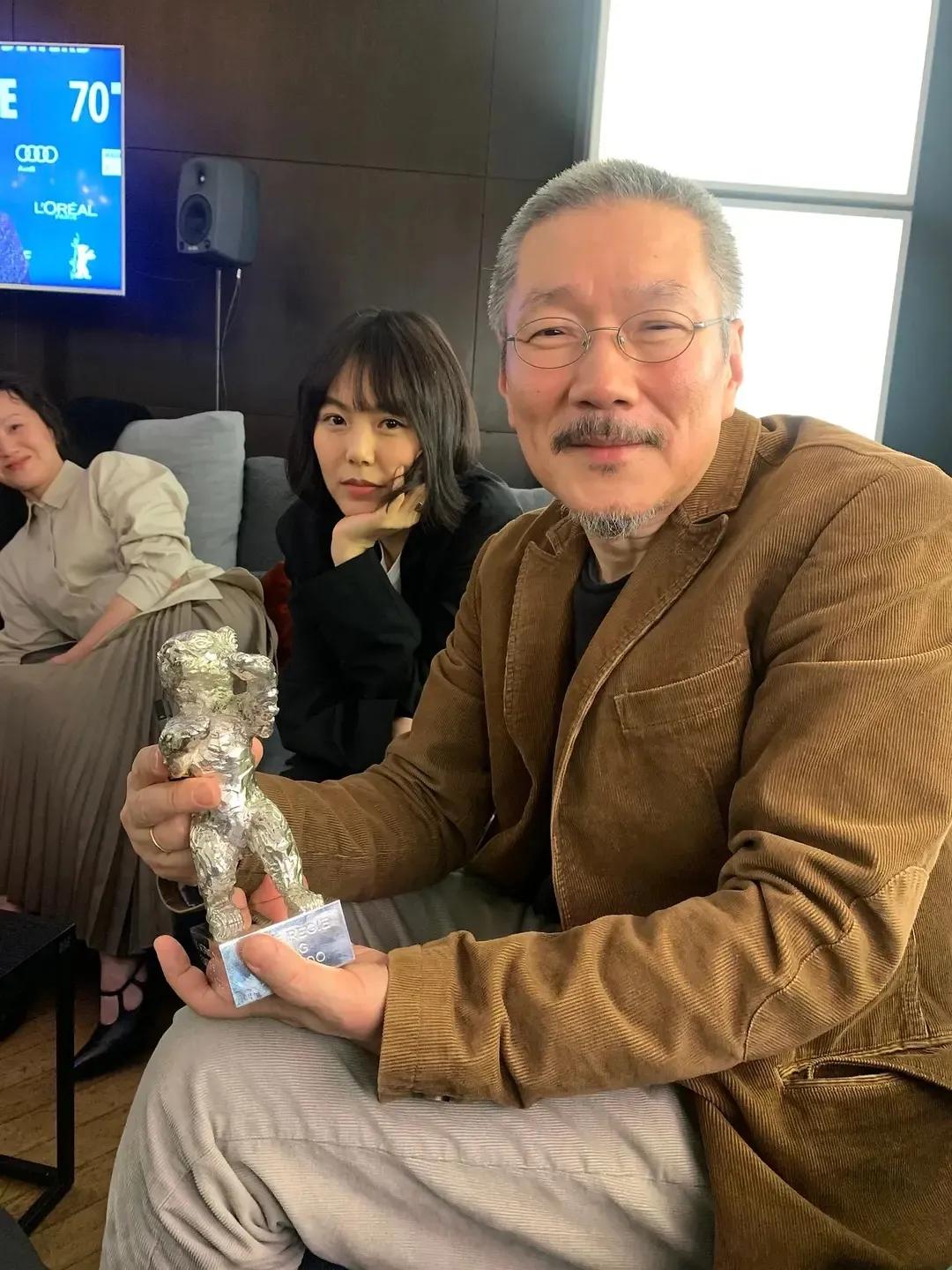 洪尚秀|“地表最强第三者”金敏喜，与62岁洪尚秀恋爱7年男方仍未离婚