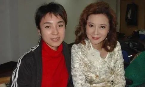 春晚|曾经的春晚宠儿，变成了万人讨厌的对象，观众为何喊“滚出春晚”？