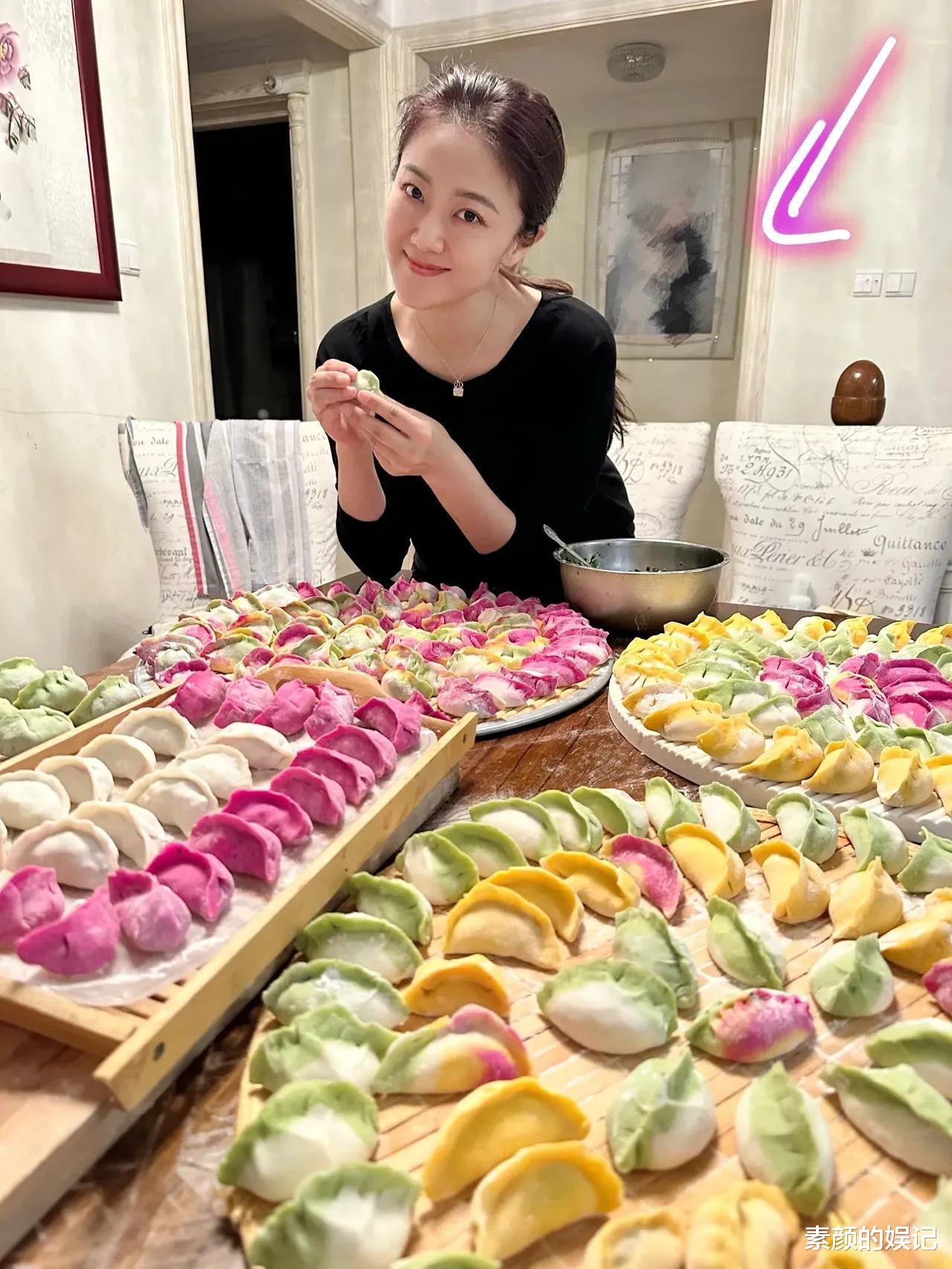 王小玮|王小玮晒饺子,刻意把婚纱照打马赛克,疑对王小海彻底失望不复合