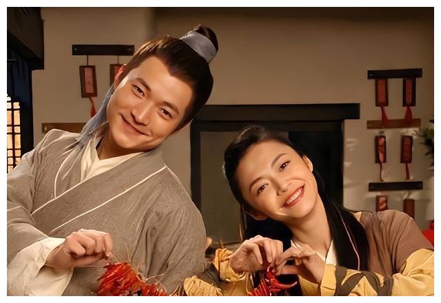 武林外传2|《武林外传2》宣发,闫妮、姚晨被爆回归,新男主人选引期待