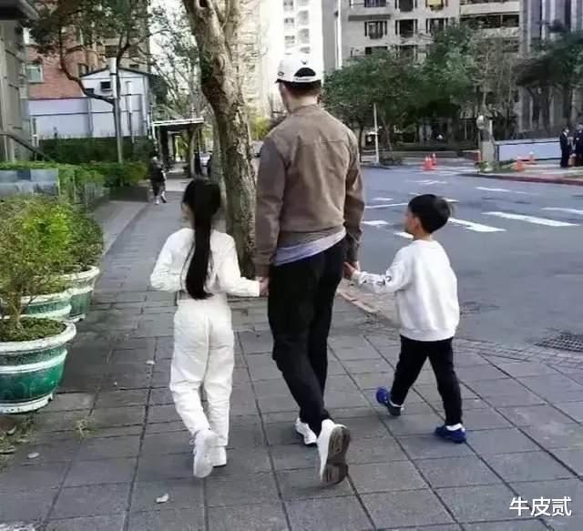 王源|“人走茶凉”的人生:大S一家忙着晒幸福,汪小菲满脸憔悴又孤单