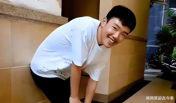 自媒体|对胡鑫宇离校出走推测的猜想！