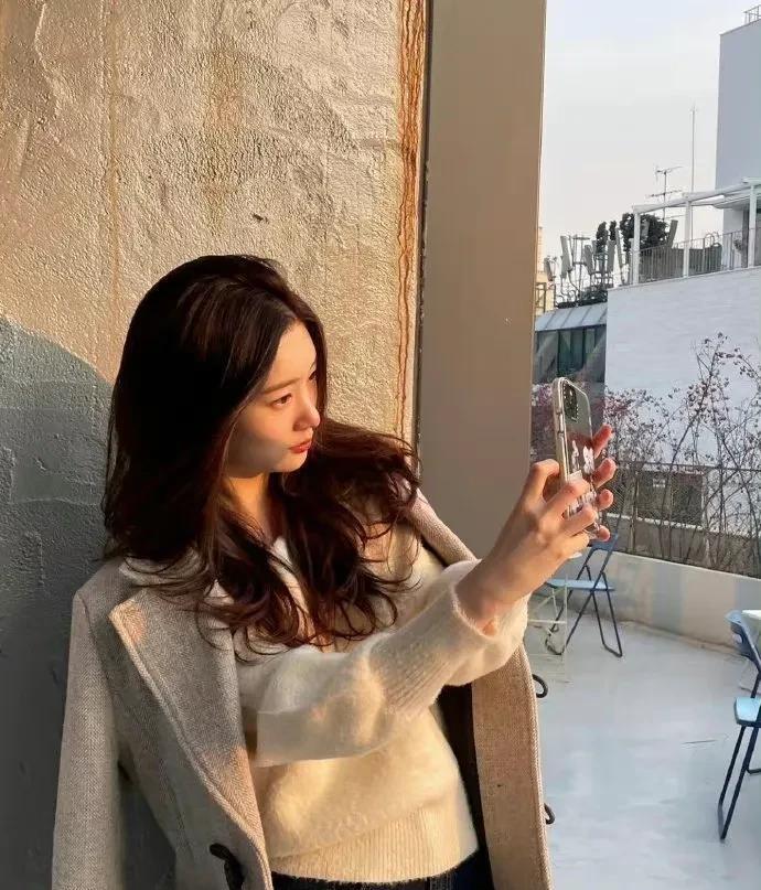 天生丽质|郑采妍，灵动唯美的柔情美女，天生丽质的少女范，太亮眼啦