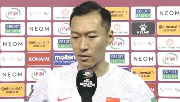 男足|进一线队要花7位数，男足球员为何肯砸钱？看这两名球员手表秒懂