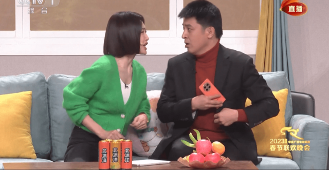 小米科技|跟随一加 11一起拯救地球！盘点那些登上大荧幕的经典手机品牌
