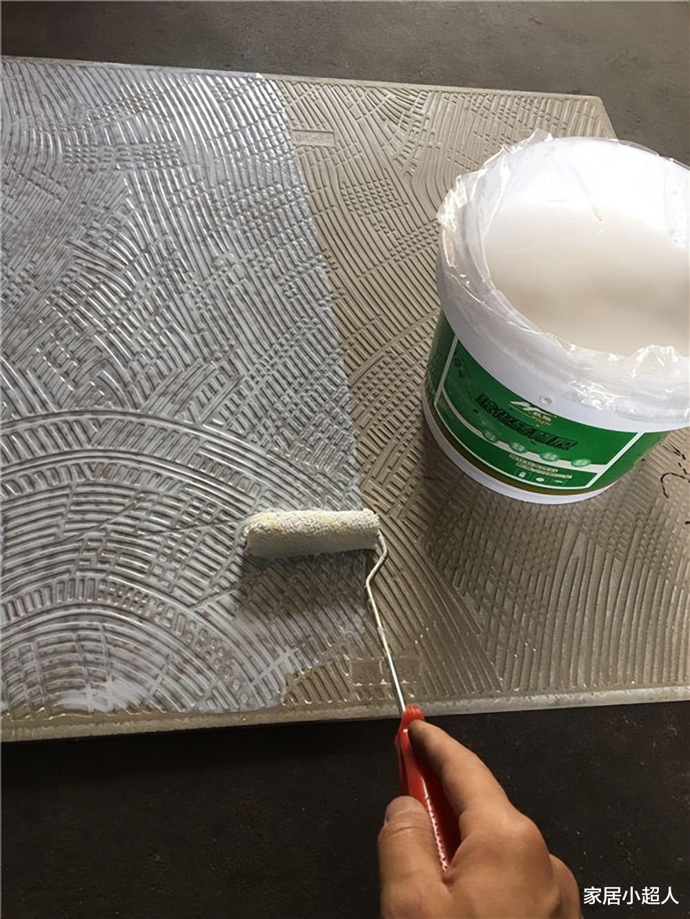 以为用了瓷砖胶和背胶,瓷砖就不会脱落了?不!这些步骤都很重要