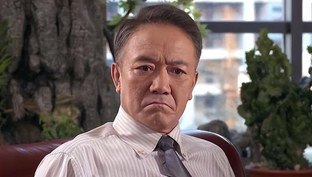 美丽|李幼斌：一婚净身出户，二婚娶小13岁史兰芽，如今儿子让他苦恼！