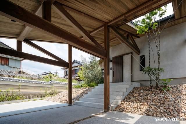 面积仅109㎡的住宅:一个大屋顶将所有空间融合在一起