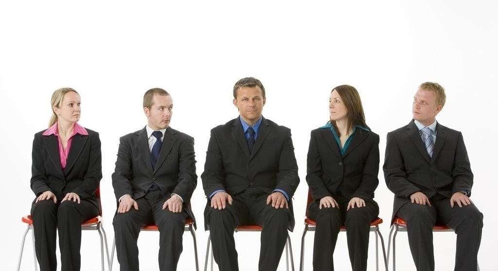 西装|公司长期挂招聘信息，真的那么缺人吗？HR告诉你：套路都在这里