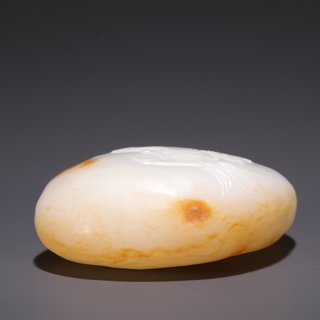 和田玉籽料|旧藏·和田玉籽料麒麟纹原石雕