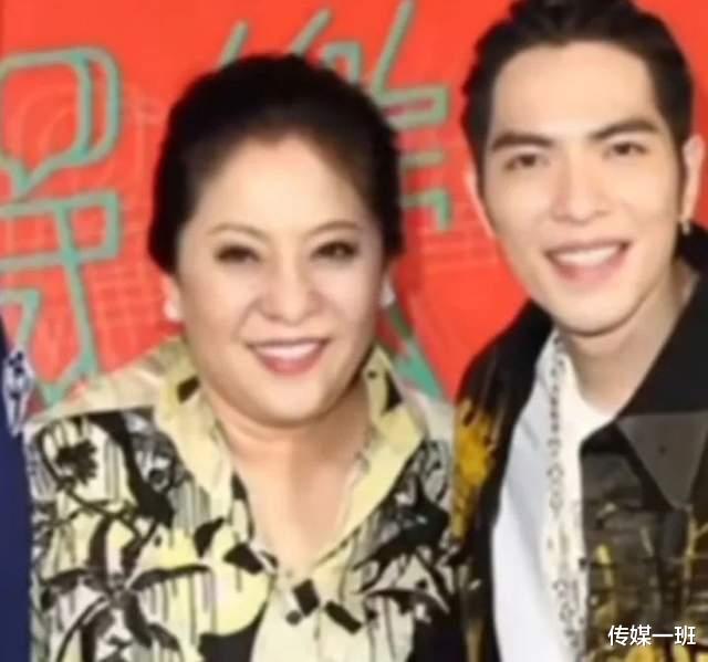 向太|亲自试吃产品,发视频自我检讨,为何网友们还是觉得向太不真诚