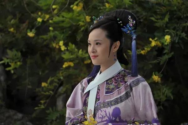 张柏芝|《甄嬛传》：甄嬛都说了什么让曹贵人变成了她的人