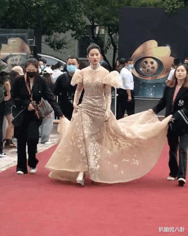刘亦菲|微博红毯：刘亦菲最美，任敏牵手欧阳娜娜、王俊、凯比帅