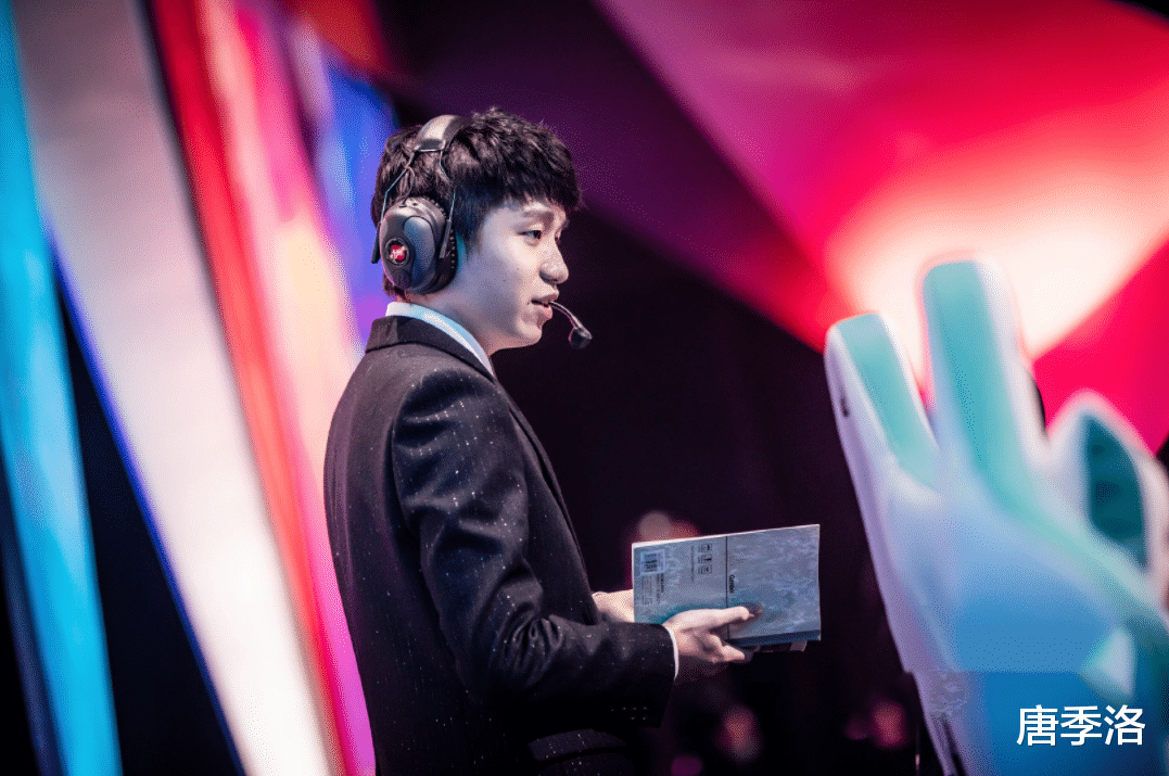 夺冠后变质的edg,和无处安放的"教练"明凯