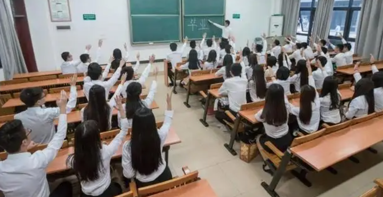 求职|本科生已经不值钱了？看了这份真实数据，打脸“读书无用论”者