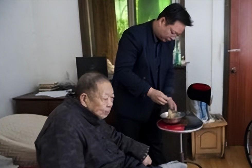 保安|张晓勇:毕业于国内的名校,为何辞掉高薪工作回家乡当一名保安?