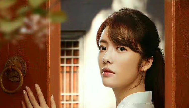 95后|85花屹立不倒，95后小花来者不善，让这三位90花略显尴尬