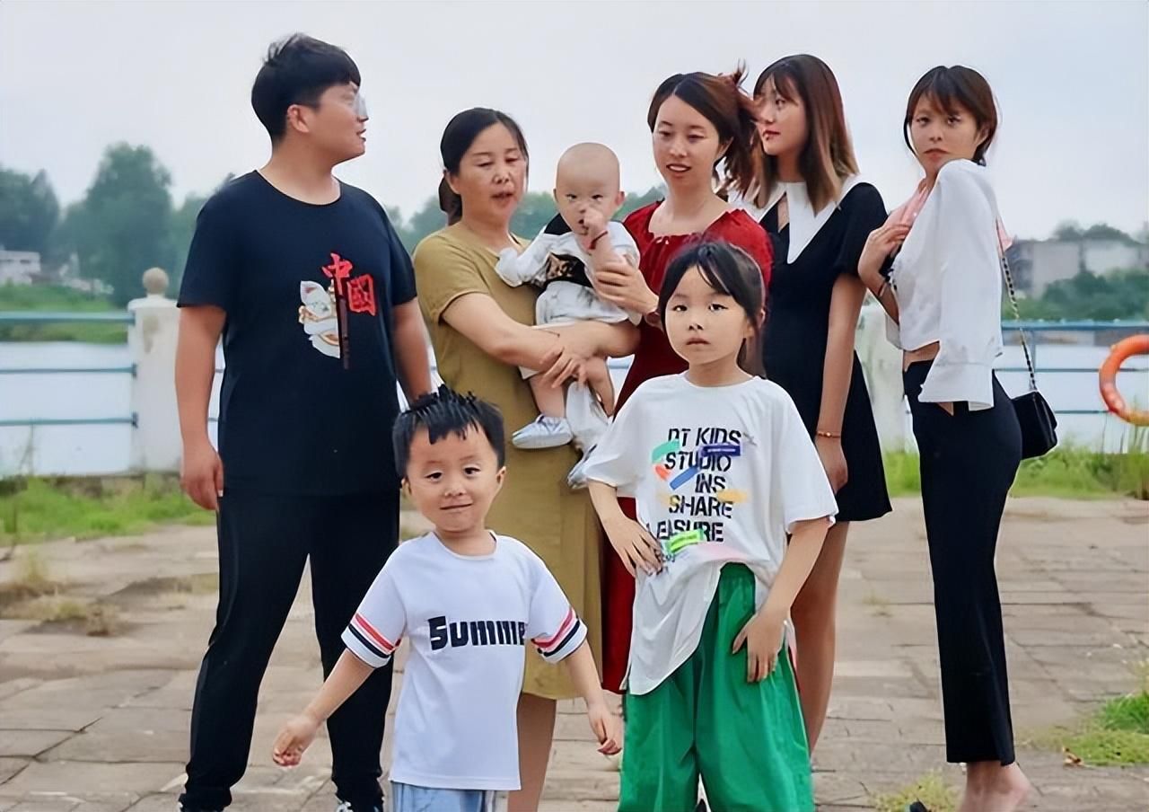 许敏|云昊辟谣许敏住新房子,小姨处境“十分不妙”,网友:读懂了文案