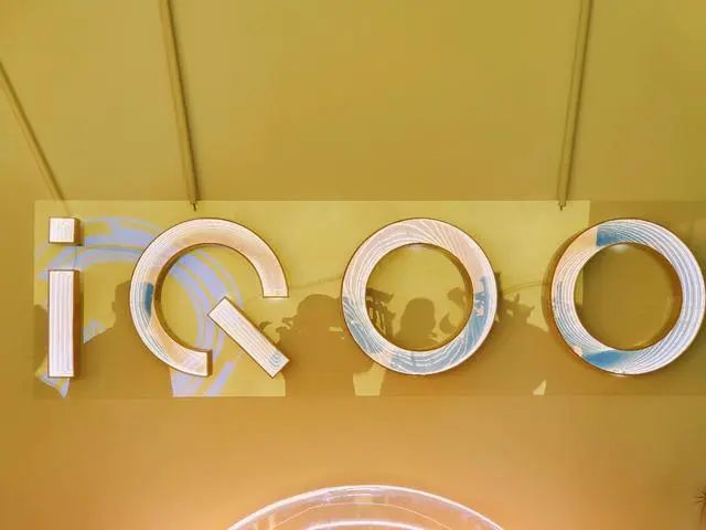 电子商务|618首战大捷 iQOO霸榜暗藏玄机
