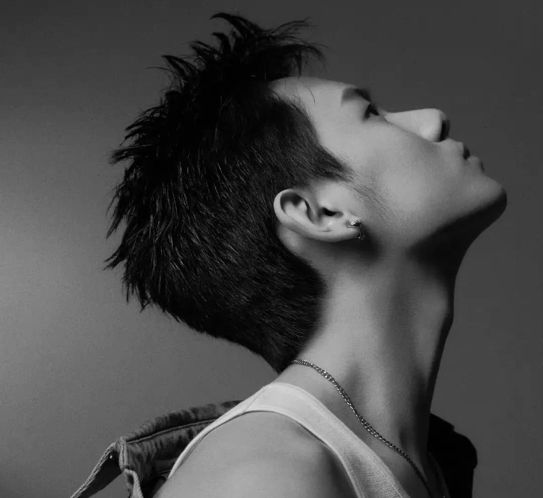 |小八卦，任嘉伦，胡先煦，Angelababy，江疏影彭昱畅，袁冰妍