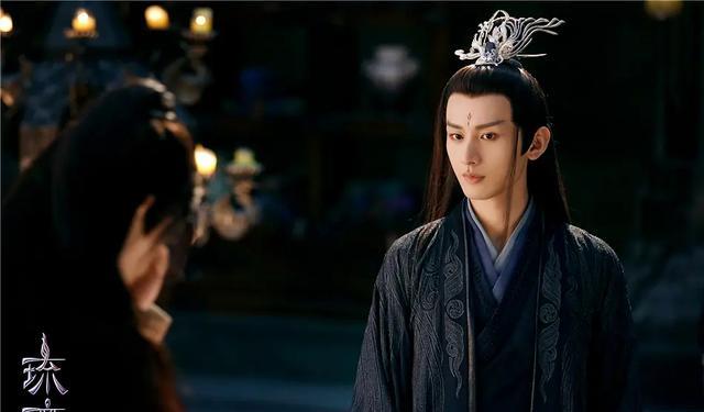 杨紫|杨紫乔欣《你好星期六》同框,为新剧宣传?女演员都回归偶像剧了