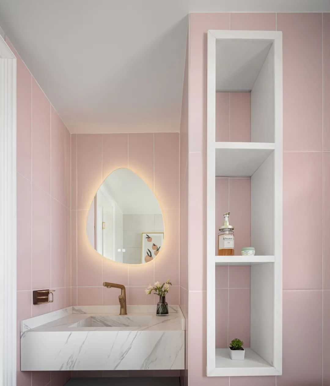 116m2温馨美式风:绅士灰+淑女粉的搭配,时髦到起飞了!