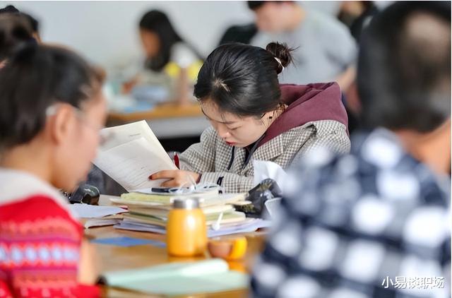 00后|两大行业遇招工难题，开出过万月薪也无人问津，00后：都是套路