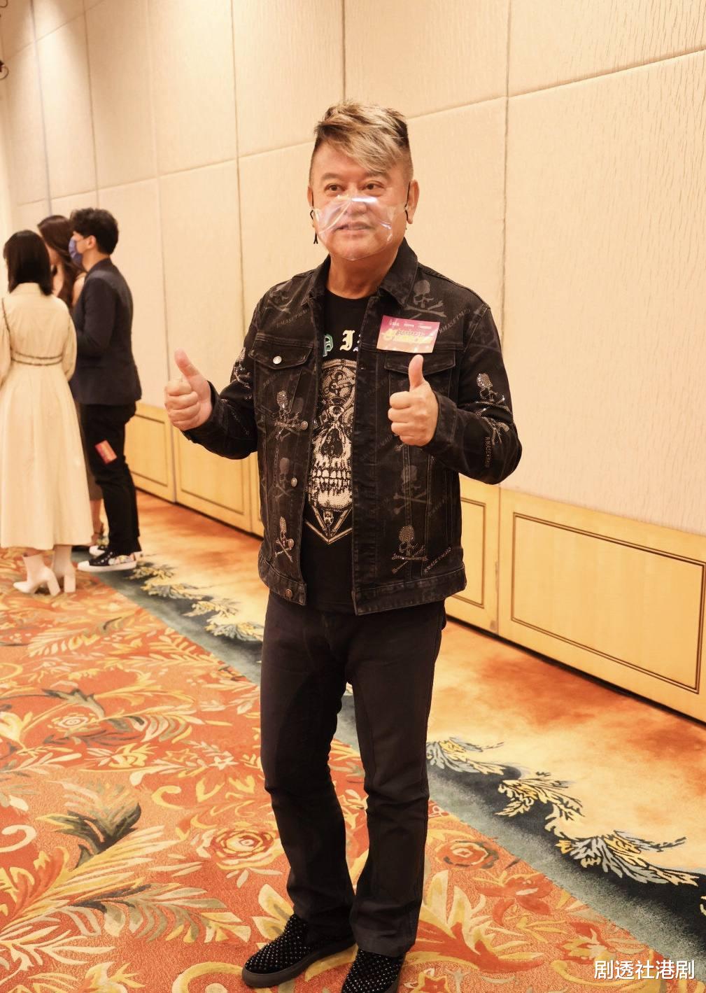 叶璇|退圈暂缓！知名港星自曝等候曾志伟“差遣”，曾获对方9位数救急