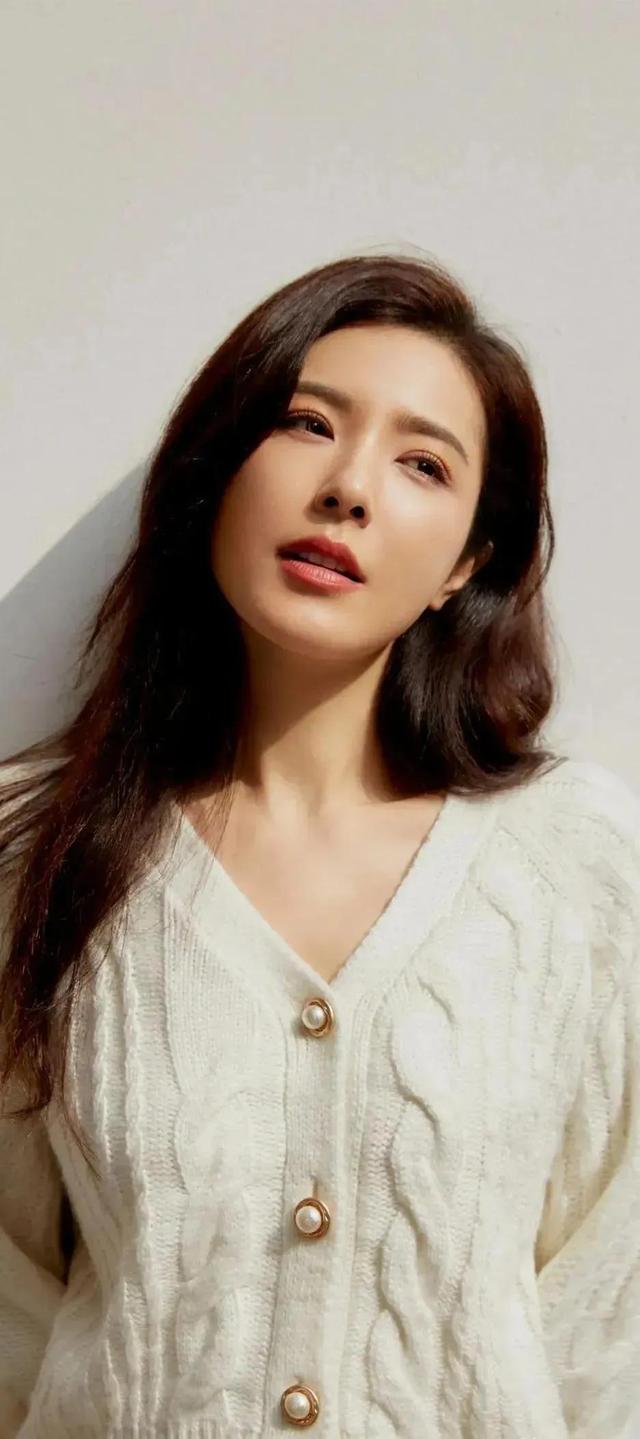 曾黎|分享美图—成熟性感的女神曾黎