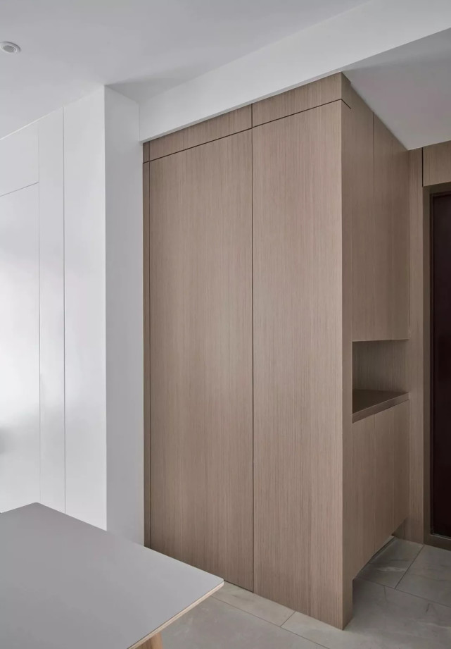 95平现代风三居室,这个小户型的收纳真是棒