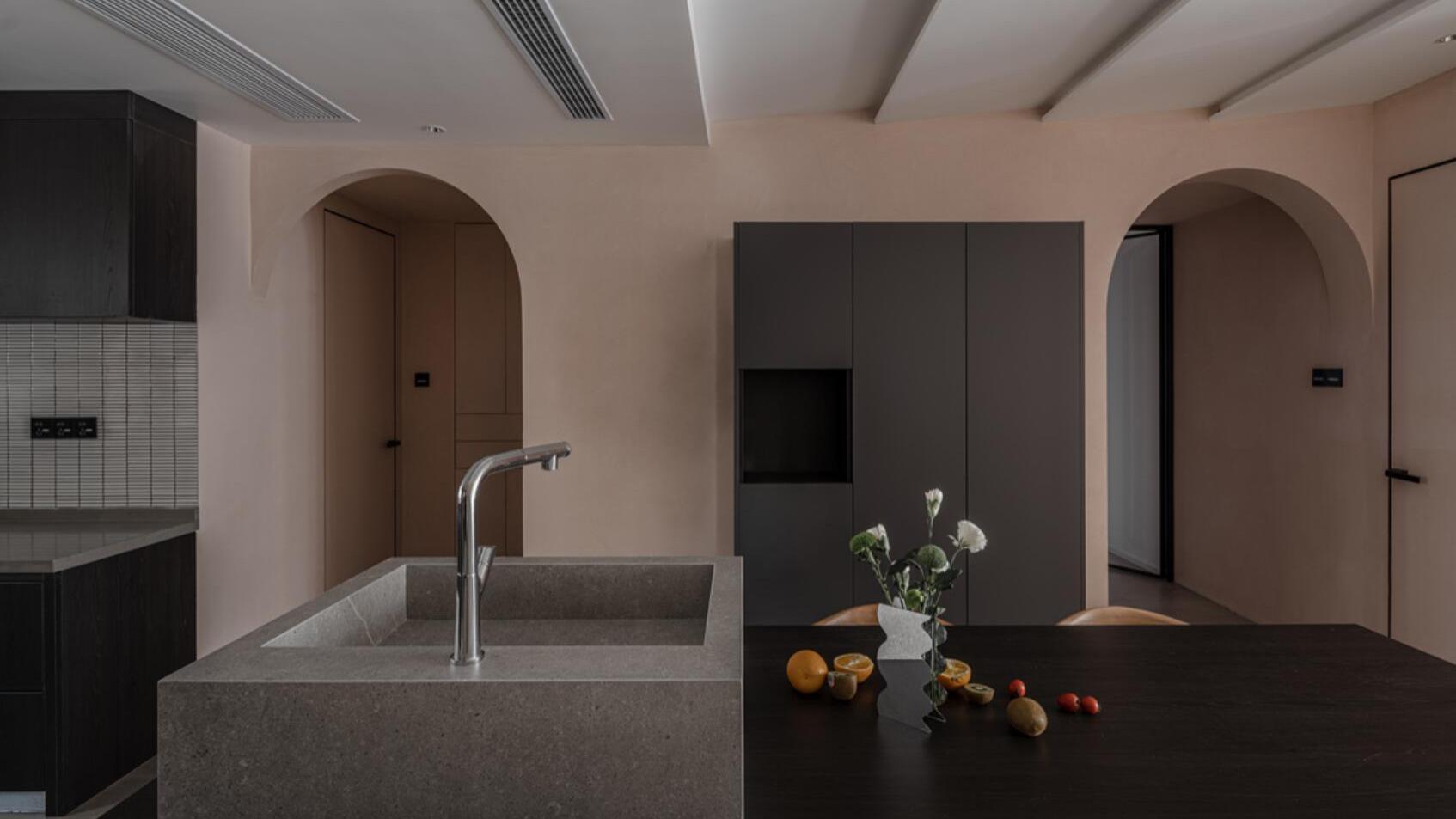 107㎡户型，她坚持舍弃玄关，完工后，反而全屋都充满了高级感