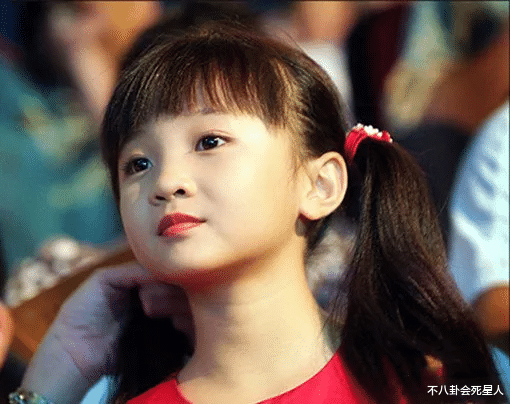 美丽|人前风光无限，人后被亲妈当成“提款机”，这5位童星满是辛酸泪