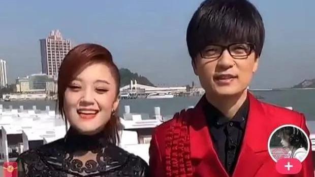 王小海|玖月奇迹罕见合体露面，王小海笑得很勉强，二人疑因事业复合